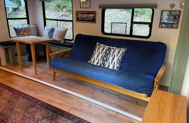 Rustic Retreat - RV- Minutes Away From Hiking - Biking & Kayaking!