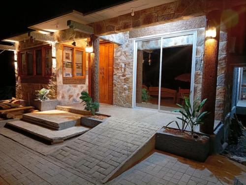 Rustic Stone House with Beach Access