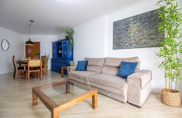 RUT23 - Quadra Mar, 4 Dorm, Sacada, TV's Smart