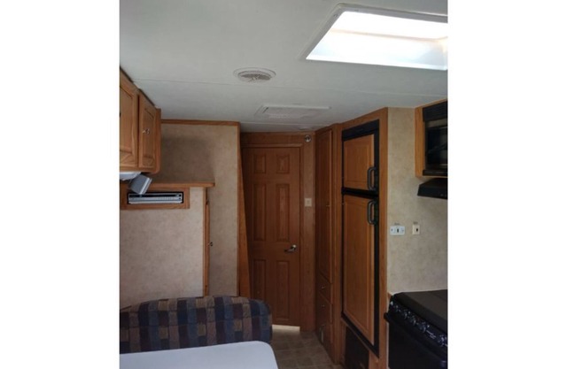 RV CAMPER !