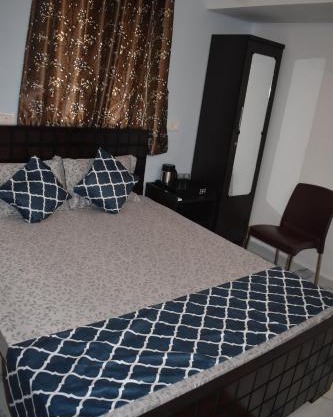 S R Guest House
