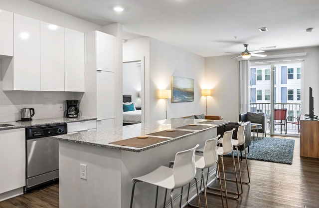 (S2BA) Modern 2-BR, Walkable in Midtown, 1 Block from MARTA