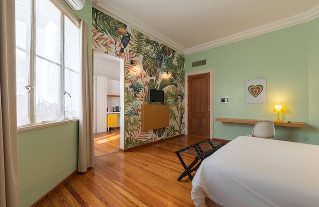 Sacha Mistol Residence Downtown 3