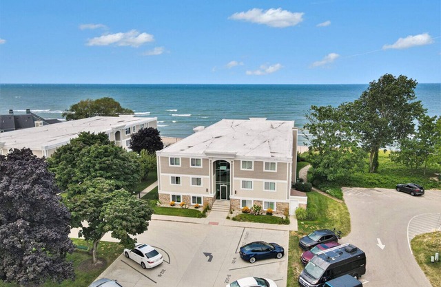 Sadie's Lakefront Oasis
