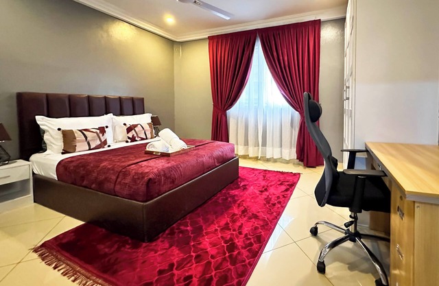 Safari Luxury Apartment