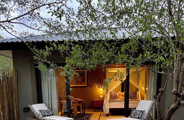 Safari Moon Luxury Bush Lodge - Where Tom Cruise did stay in South Africa!