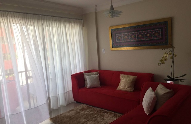 Safe and Great location! Near Carnaval Barra- Ondina.