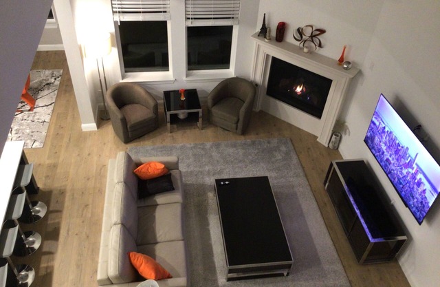 Safe & Quiet Private Room + Bath Shared Home w/Host