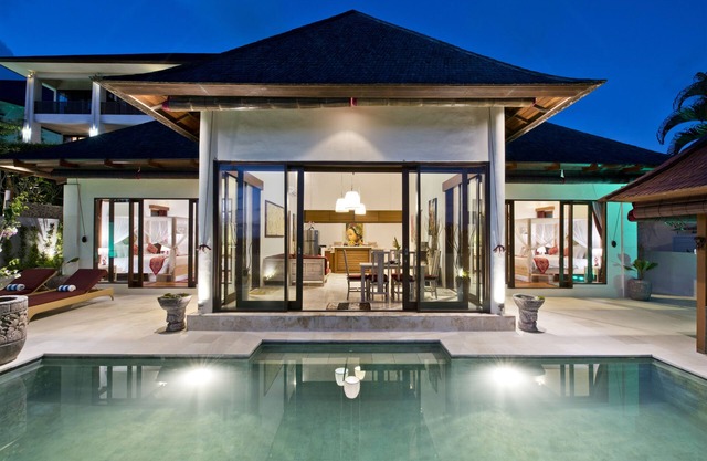 Sahaja 6 Private Villa in Real Bali surrounded by rice fields