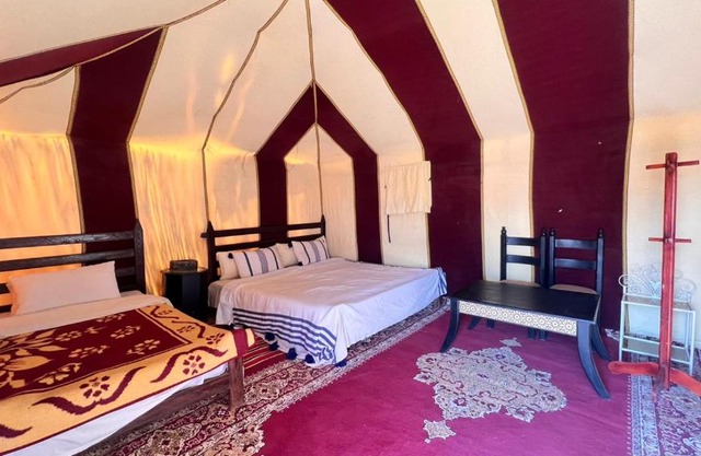 Sahara Luxury Camp