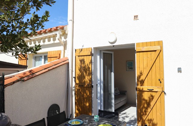Saint Cyprien pretty air-conditioned house with a large terrace