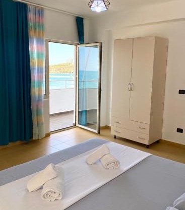 Saint Gin Apartment