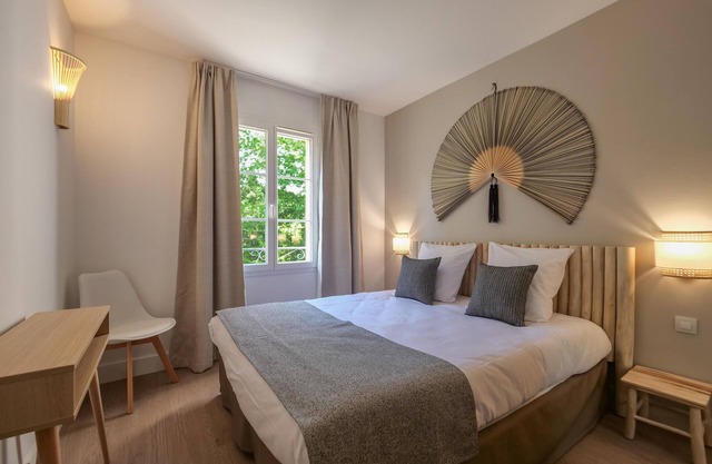 Saint Tropez 10 - Renovated 2-bedroom apartment with pool and beach 150m away