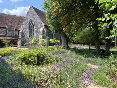 Salmestone Grange