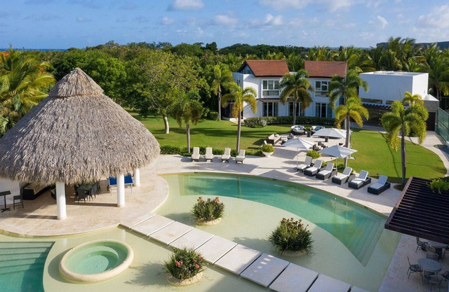 Sambarela in Punta Cana by Personal Villas - 3 Pools, Beach Club Access