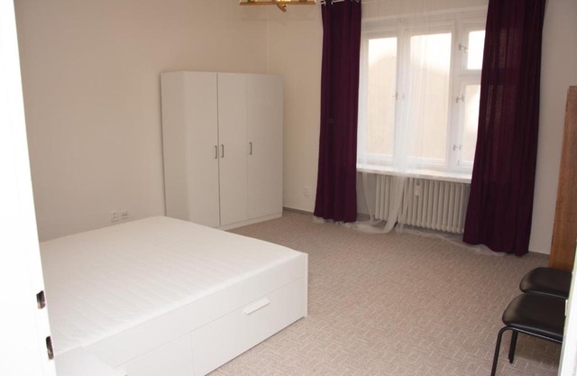 Samostatný pokoj blízko centra , hned na metru Anděl