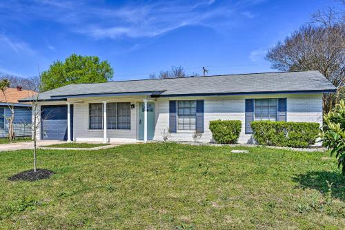 San Antonio Family Home - 9 Mi to Downtown!