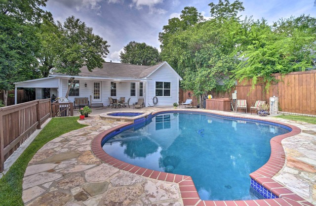 San Antonio House w/Private Pool, Spa & Grill