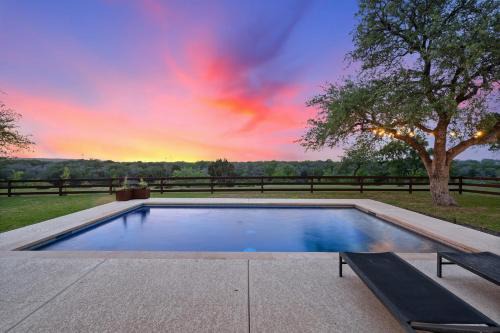 San Gabriel Sangria Views Pool River on 2 Acres