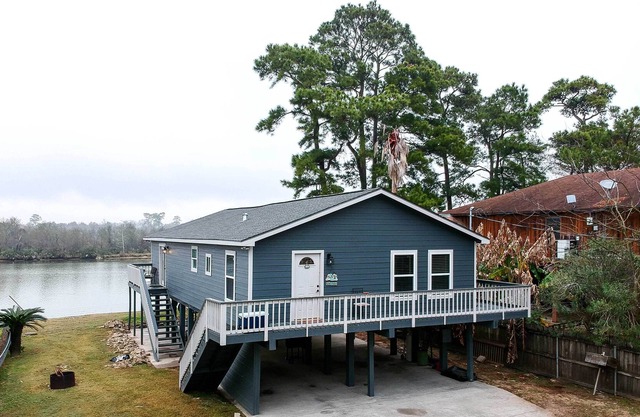 San Jacinto River Home w/ Private Boat Slip!