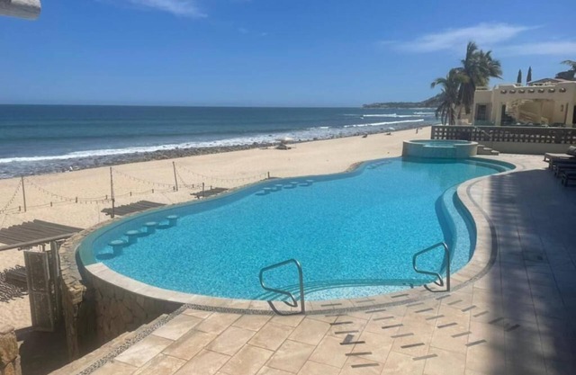 San Jose del Cabo apartment with ocean view