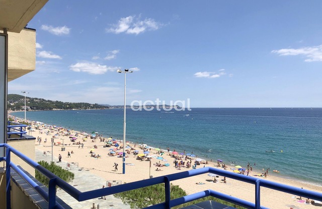 SAN SEBASTIAN 3 D Seafront apartment