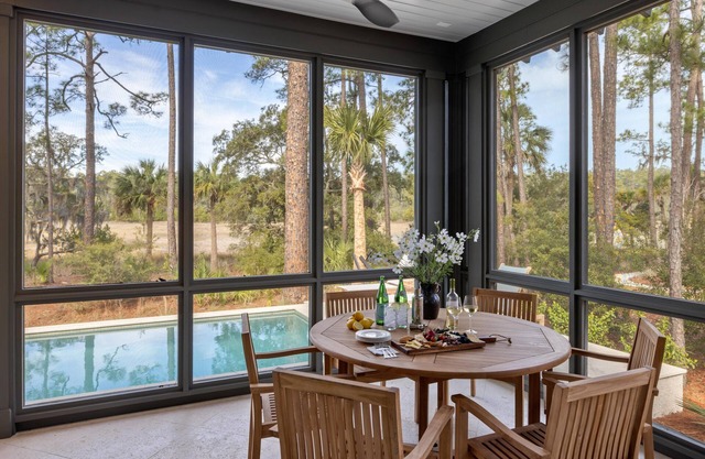 Sanctuary on the Marsh, stunning Moreland 6BD!