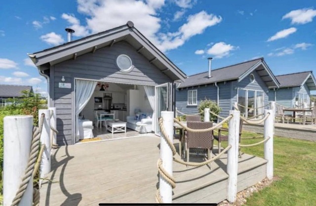 Sand Dollar (new for 2024) - a beach house that sleeps 5 guests in 2 bedrooms