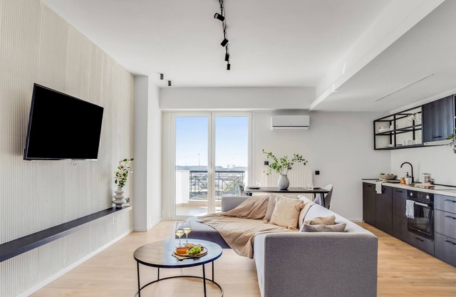 Sanders Arch - Delightful 1-Bdr. Apt. w/ Sofa-Bed