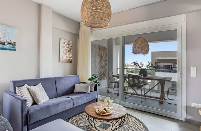 Sanders Old Port - Cozy 1-Bdr Apt with Balcony