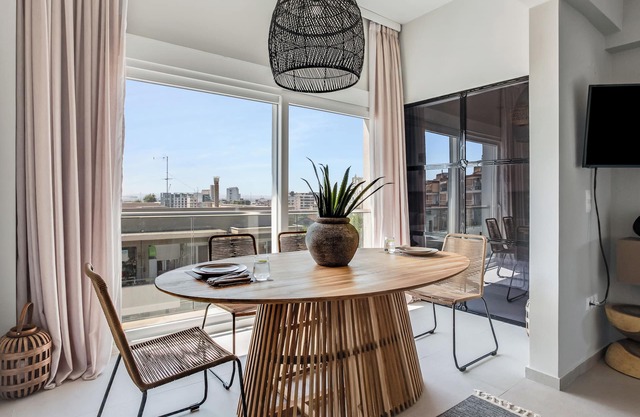 Sanders Old Port - Lovely 1-Bdr Apt