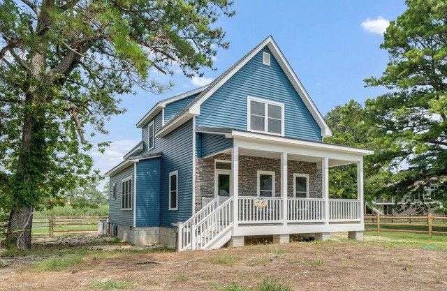 Sandpiper Shanty - Brand New and Dog Friendly!