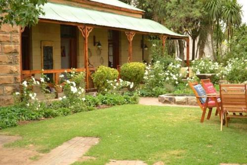 Sandstone Escape Guesthouse