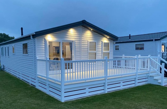 Sandy Bay Lodge