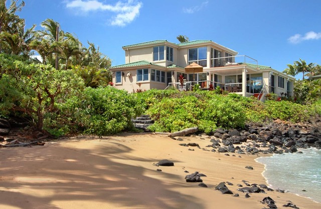 Sandy Beach House By Parrish Kauai - oceanfront with private pool & Sandy Beach