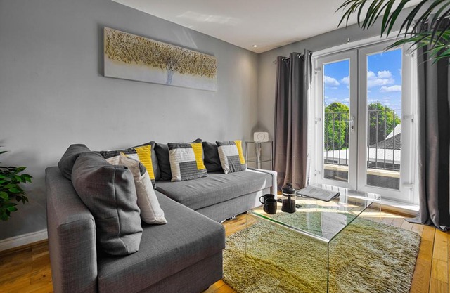 Sandy Lane Apartment