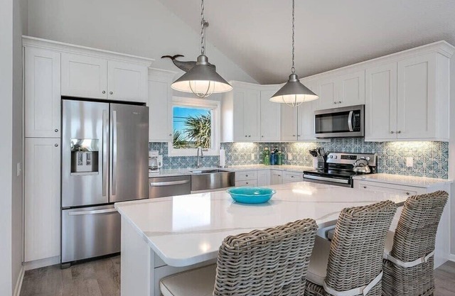Sandy Shores | Wren Beach Rentals by Portoro