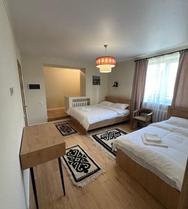 Sandyk At-Bashy Hotel