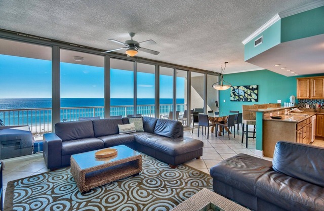 Sanibel unit 1203-Amazing Views-Short Walk to Beach-Sleeps 6-Lagoon Access