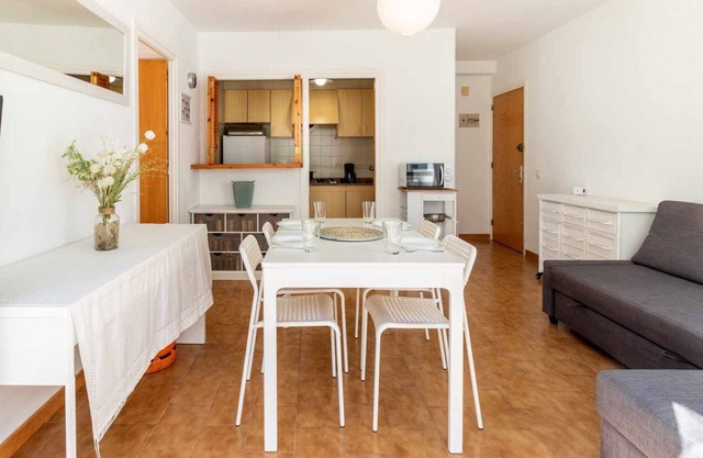 SANT CARLES 25.2 - sunny apartment with terrace