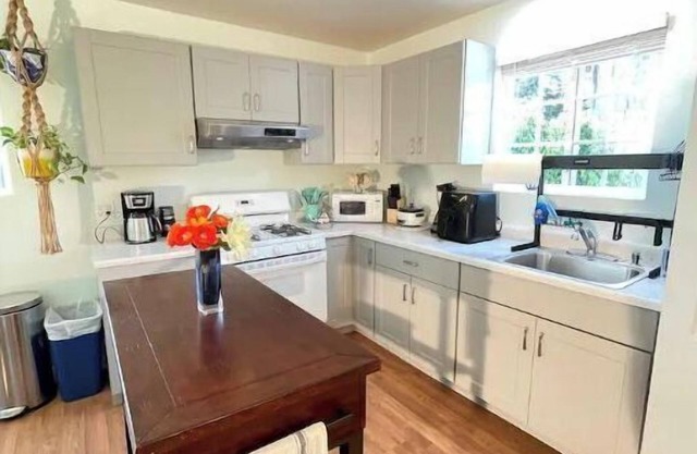 Santa Barbara Serenity 1-bedroom Guest Apt.