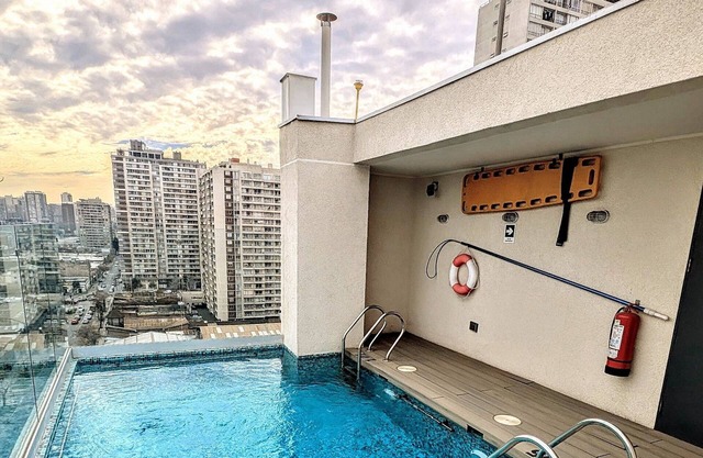 Santa Elvira Apartments