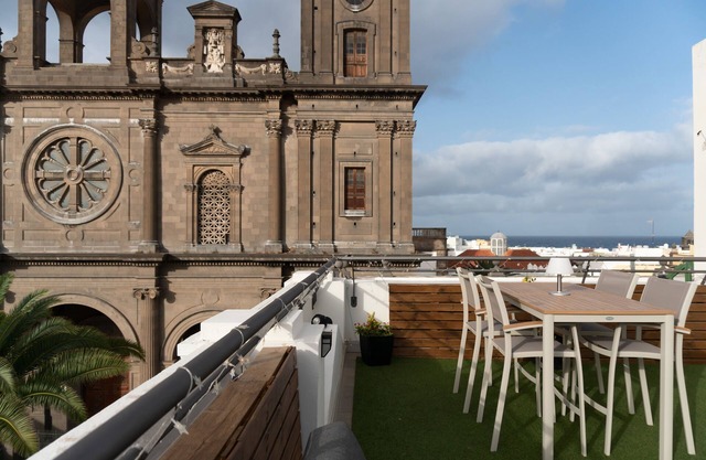 Santa Ana Suite & Rooms