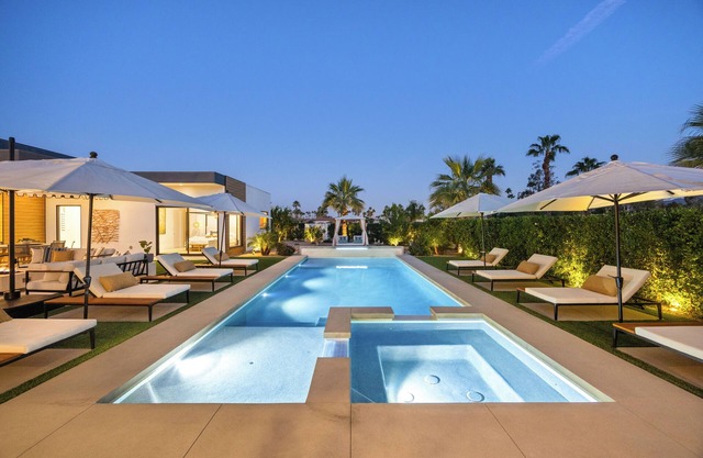 Sante - Brand New Estate with Pool, Spa & Pickleball Court *28 night minimum*