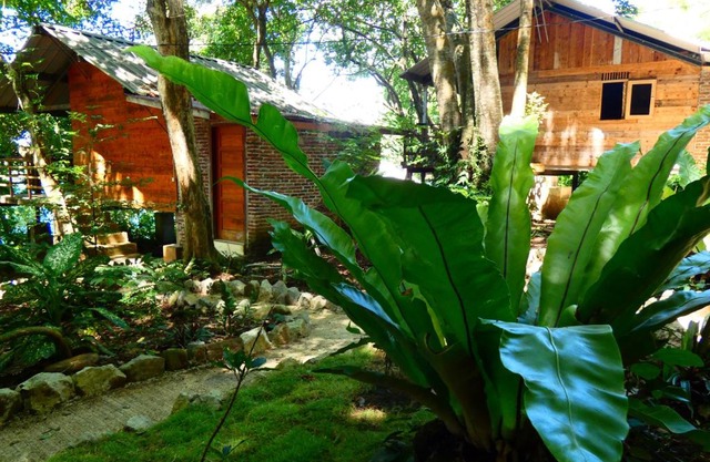 Santi Garden Bungalows