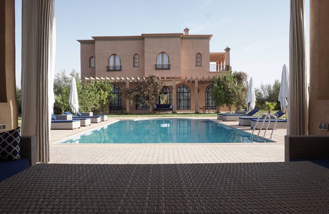 Saphir Paon - Luxury Villa in the middle of a farm