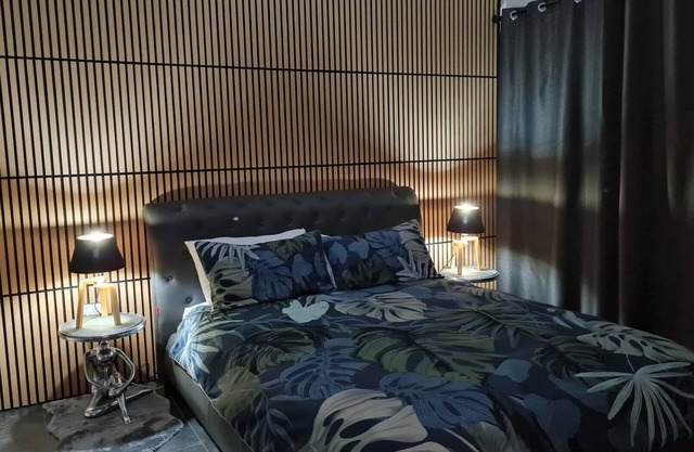 Sauvage - Luxury Garden Apartment