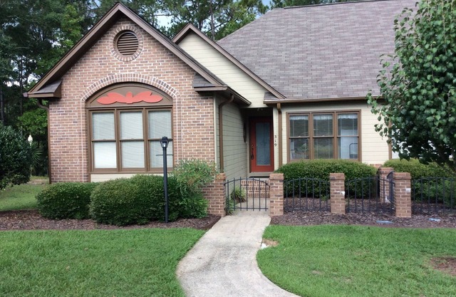 Savannah Lakes Townhome