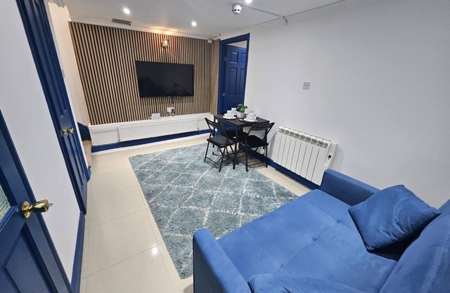 Savers Studio Apartment Close to Emirates Stadium!