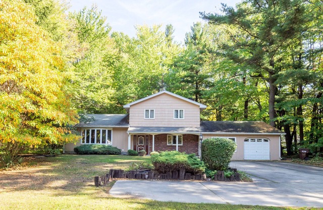 SAWYER - Warren Dunes & Weko beach, 4 bedroom, close to many breweries-wineries